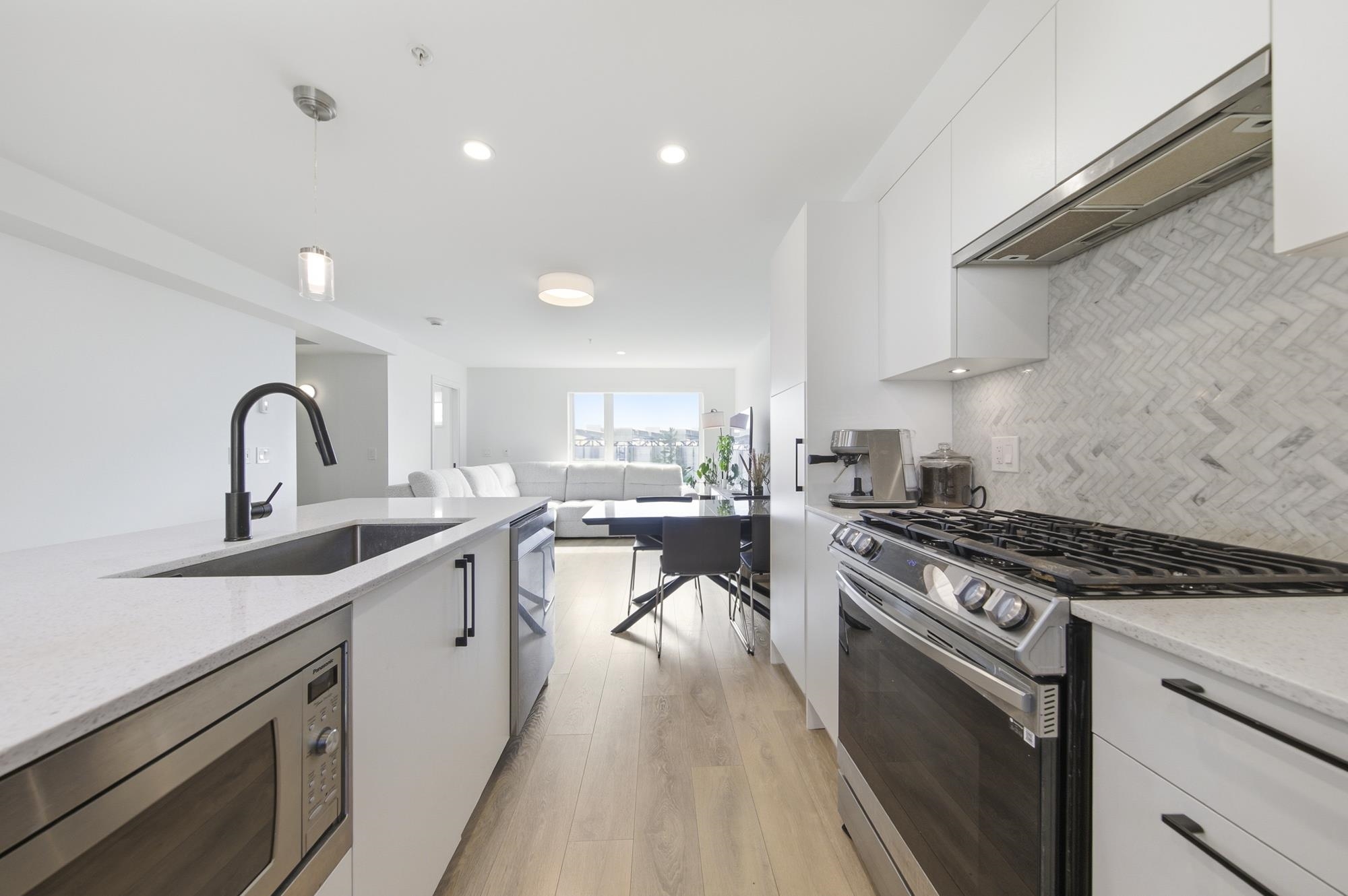 555 E 2nd Street 356