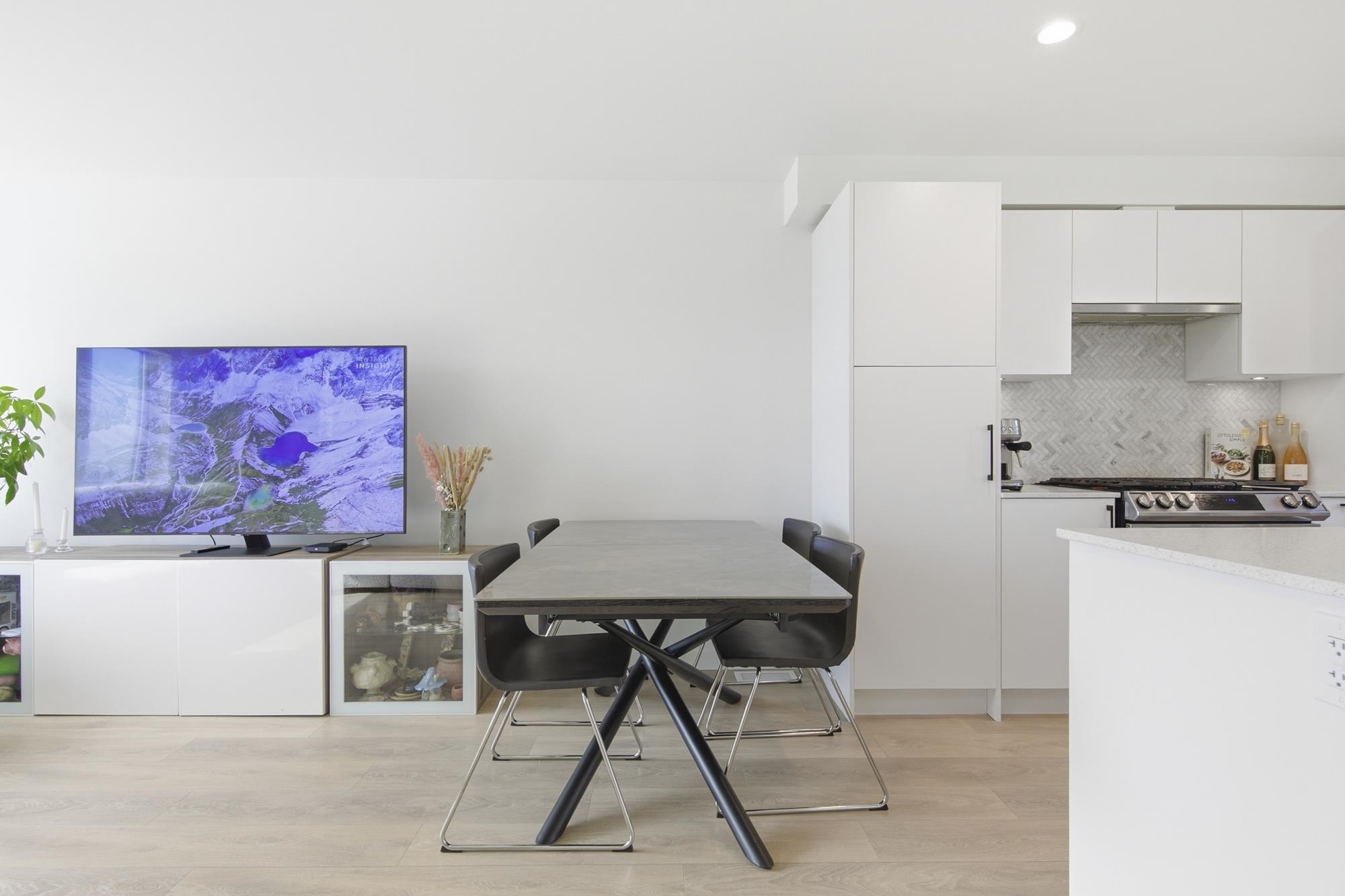 555 E 2nd Street 356