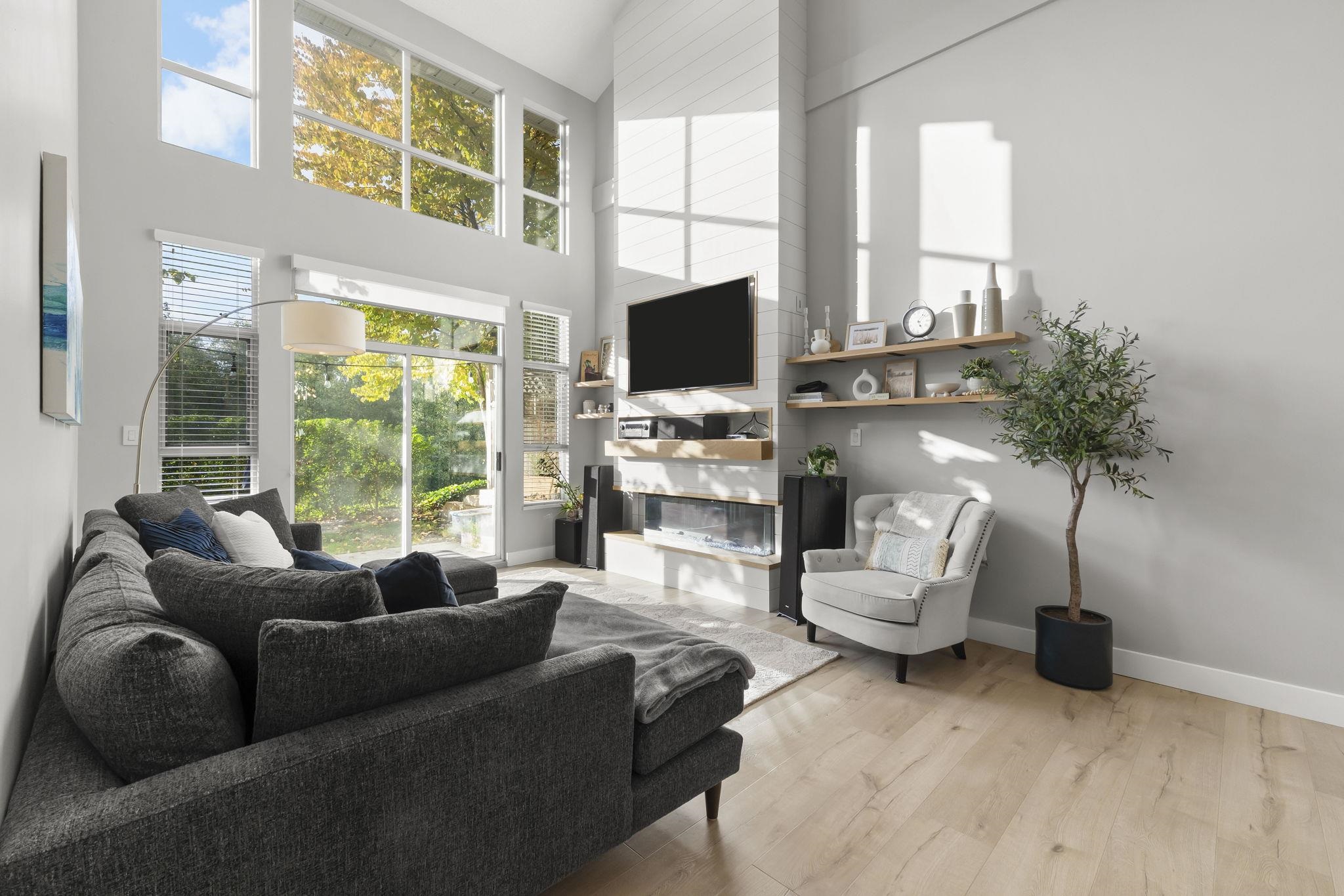 1161 O'flaherty Gate