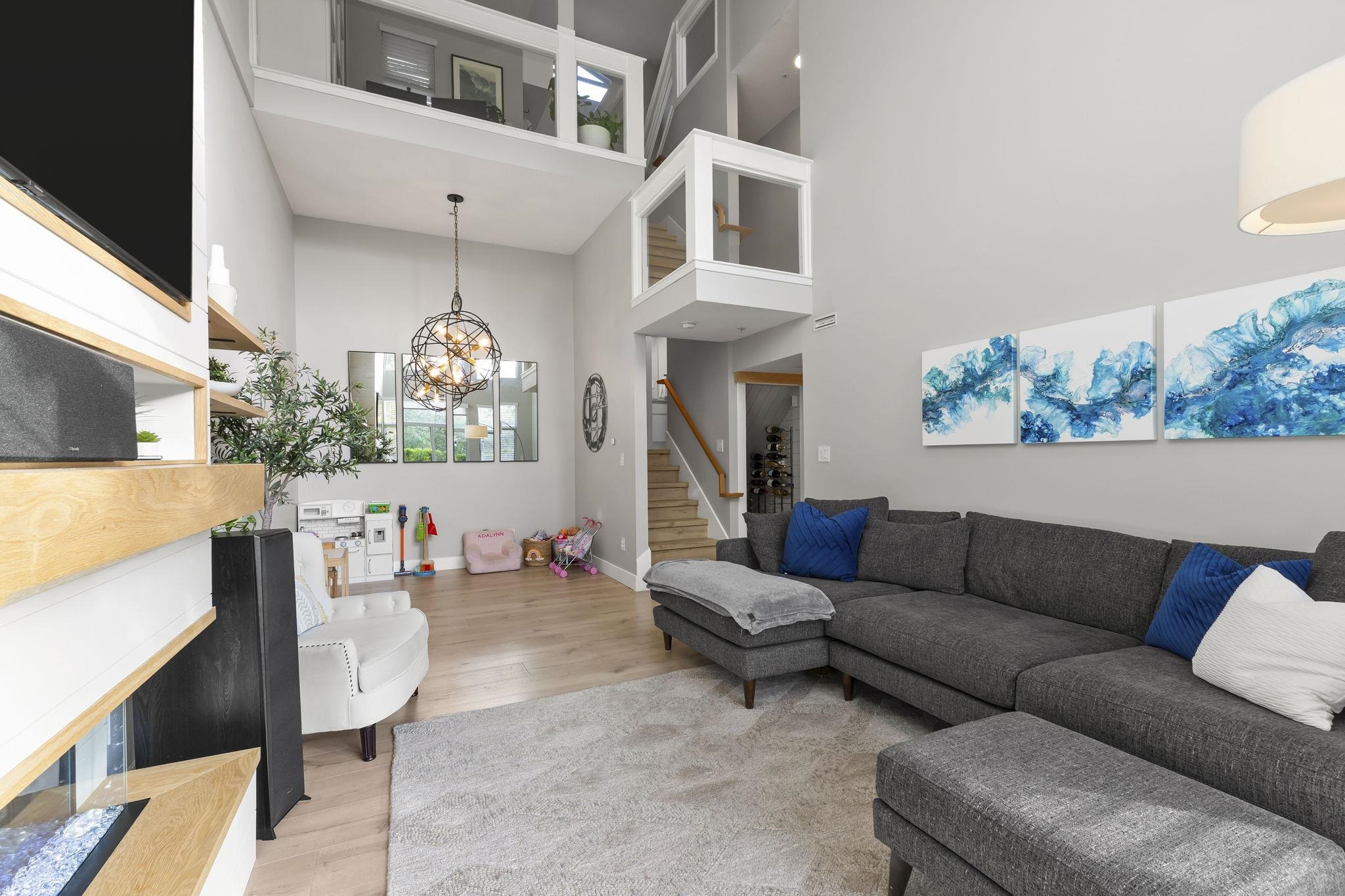 1161 O'flaherty Gate