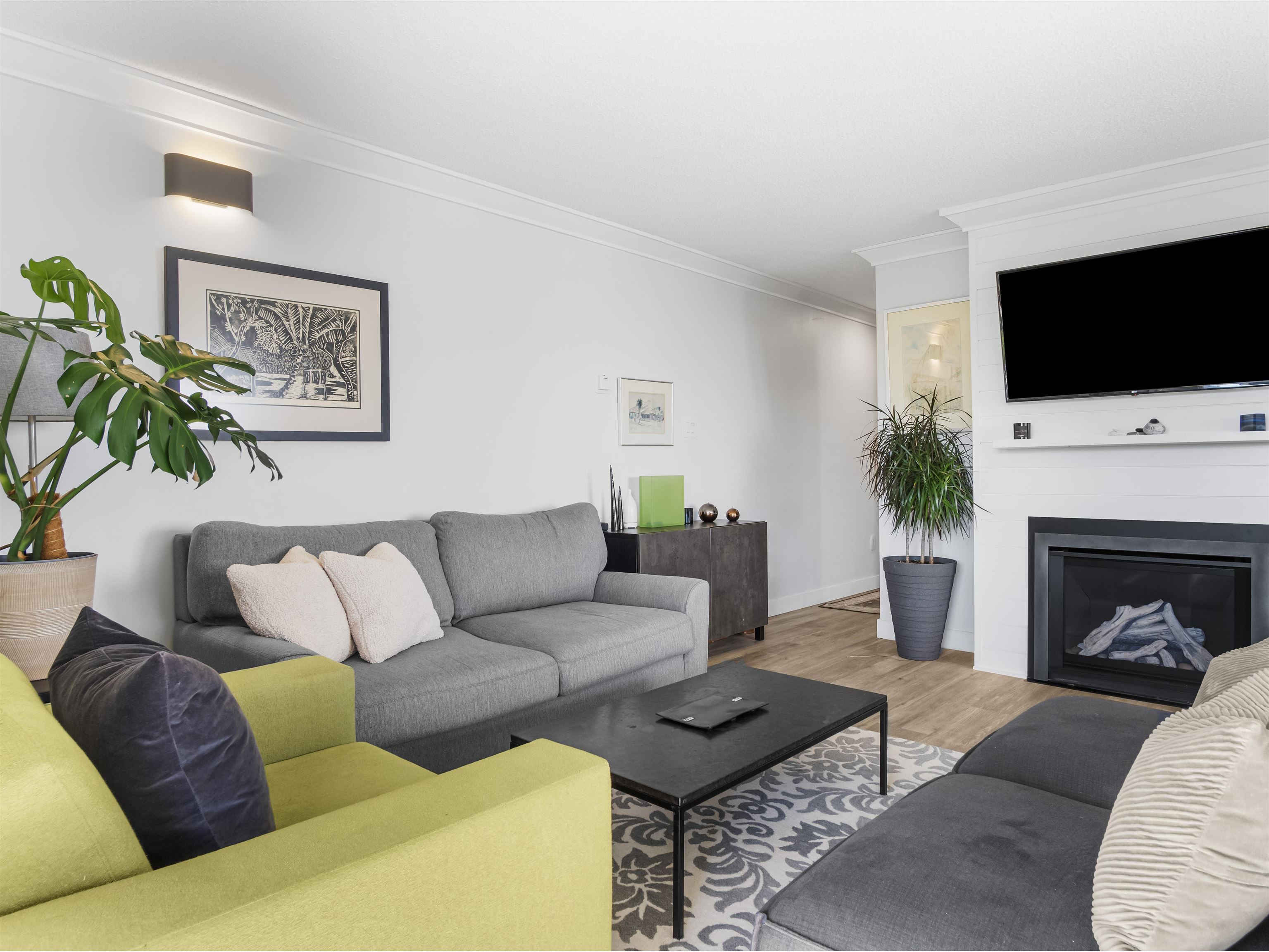 134 W 20th Street 306