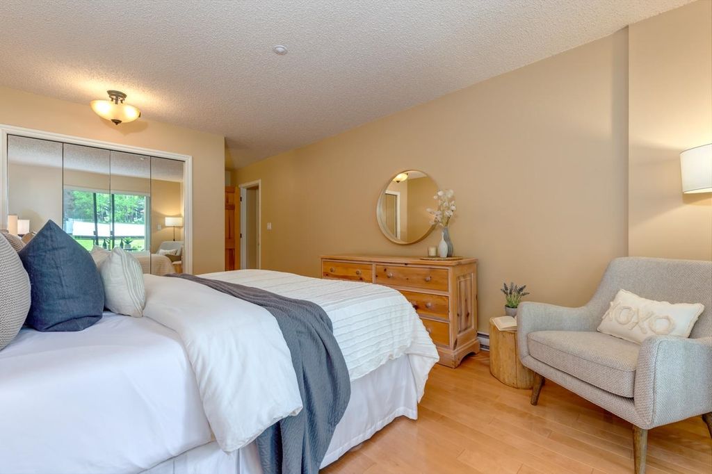 listing image 1100752699883736517