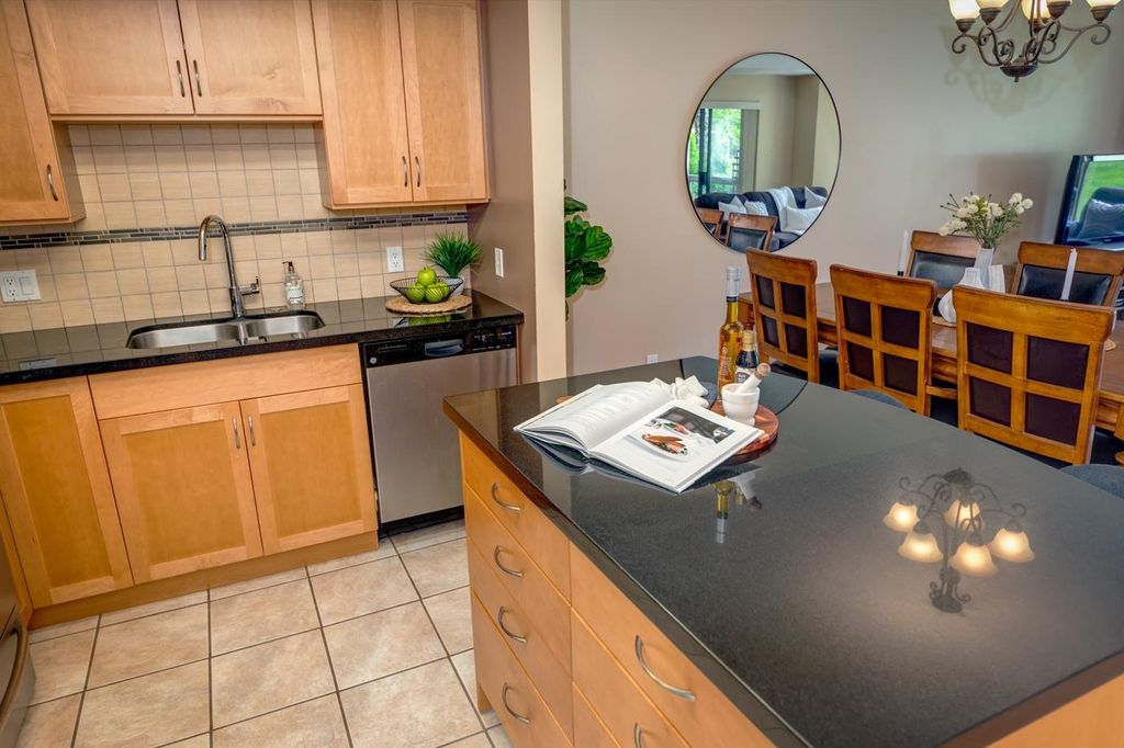 listing image 1105428944307830667