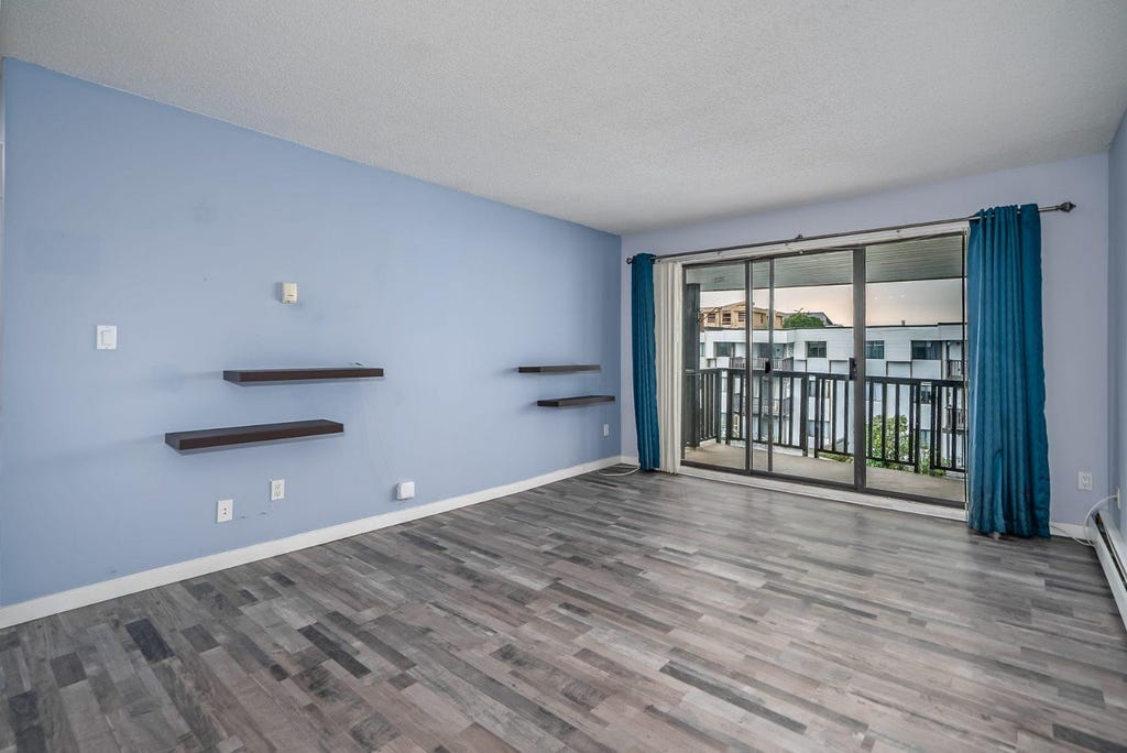 Photo of 12170 222 Street #319, Maple Ridge, BC V2X 8H1 (MLS # R3156533)