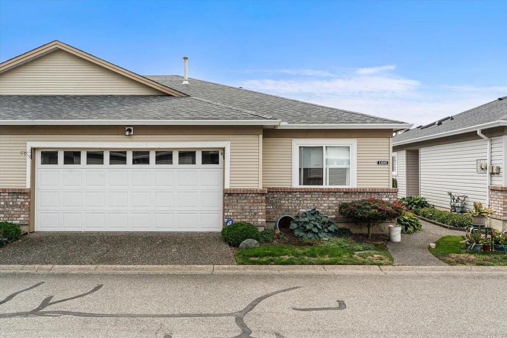 Photo of 8485 Young Road #186, Chilliwack, BC V2P 7Y7 (MLS # R3162358)