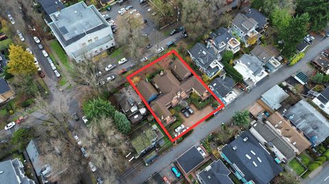 154-168 W 11th Avenue Vancouver BC V5Y 1S7