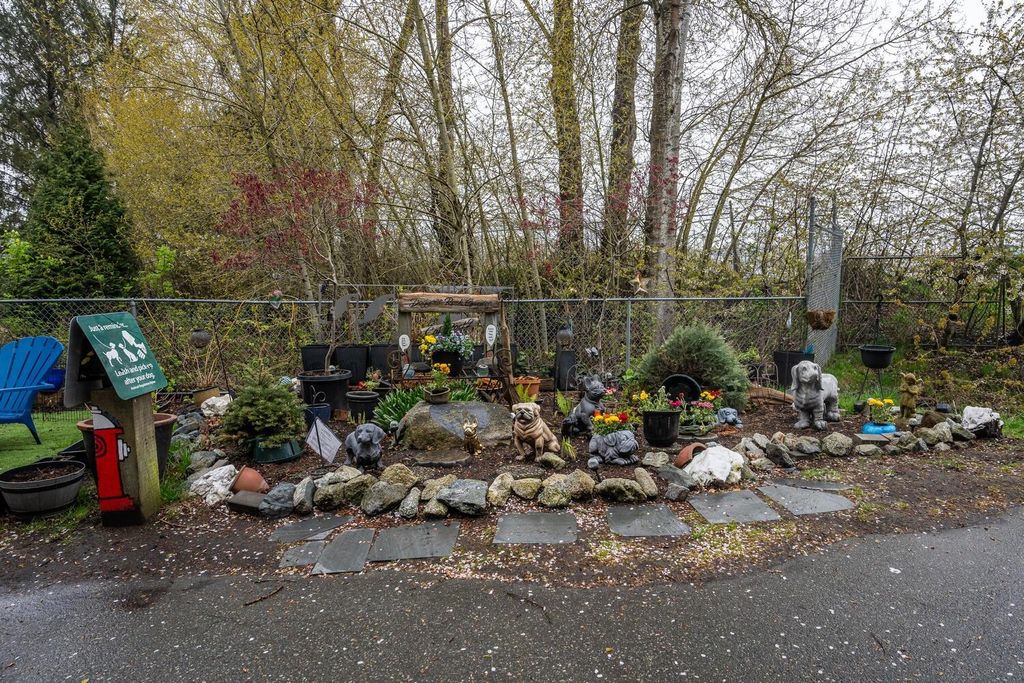 listing image 1109010761160280620