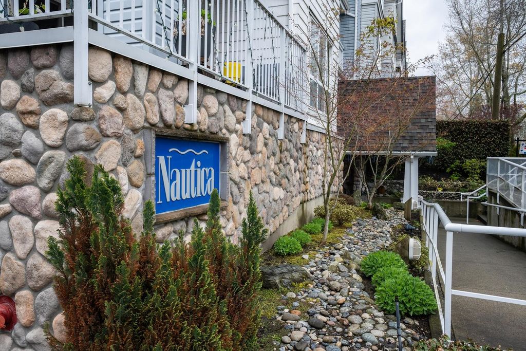 listing image 1106693736906408552