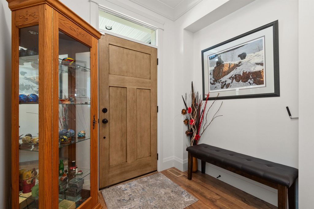 Photo of 45218 Nicomen Crescent, Chilliwack, BC V2R 0R2 (MLS # R3087531)