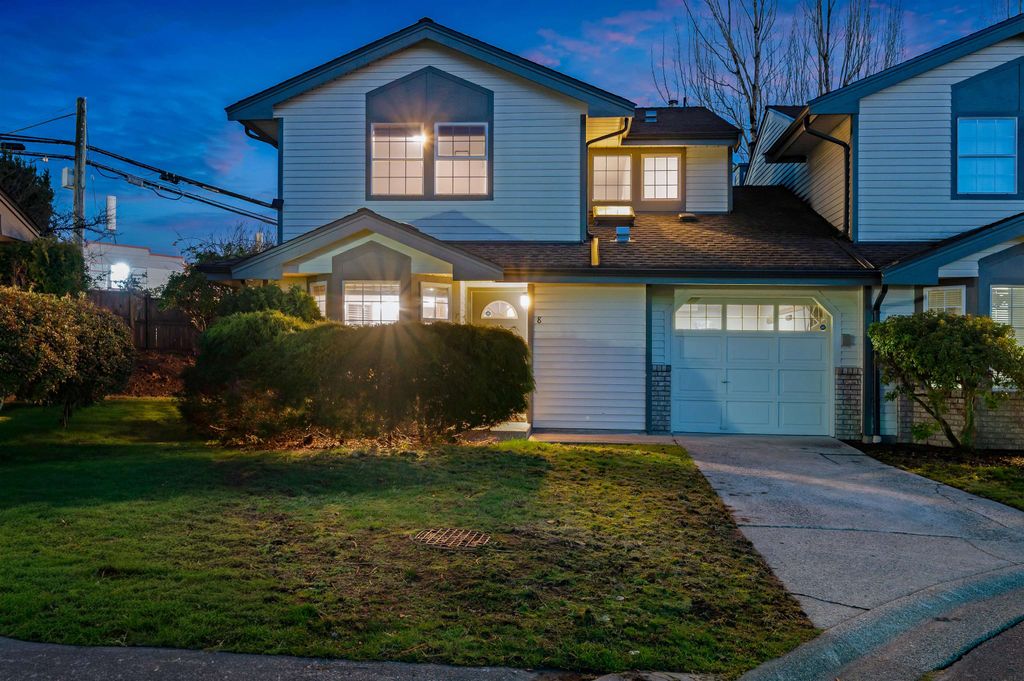 Photo of 11580 Burnett Street #8, Maple Ridge, BC V2X 0Y1 (MLS # R3089440)