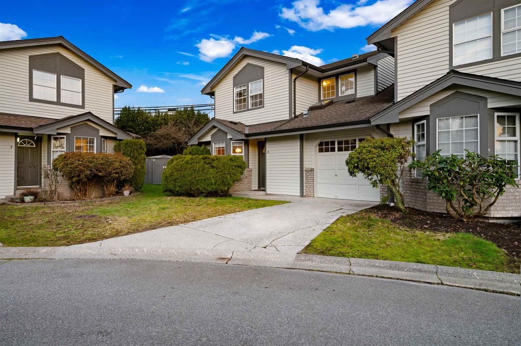 Photo of 11580 Burnett Street #8, Maple Ridge, BC V2X 0Y1 (MLS # R3089440)