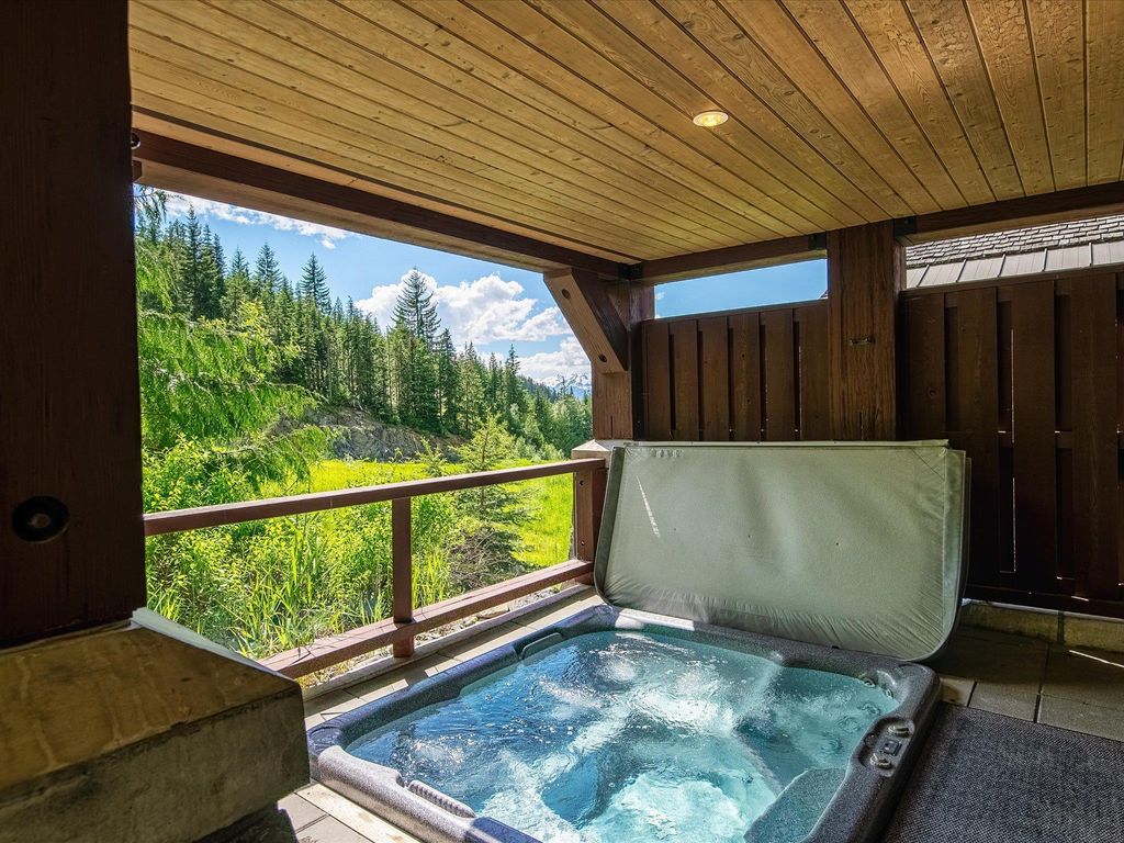 listing image 1102527284482152391