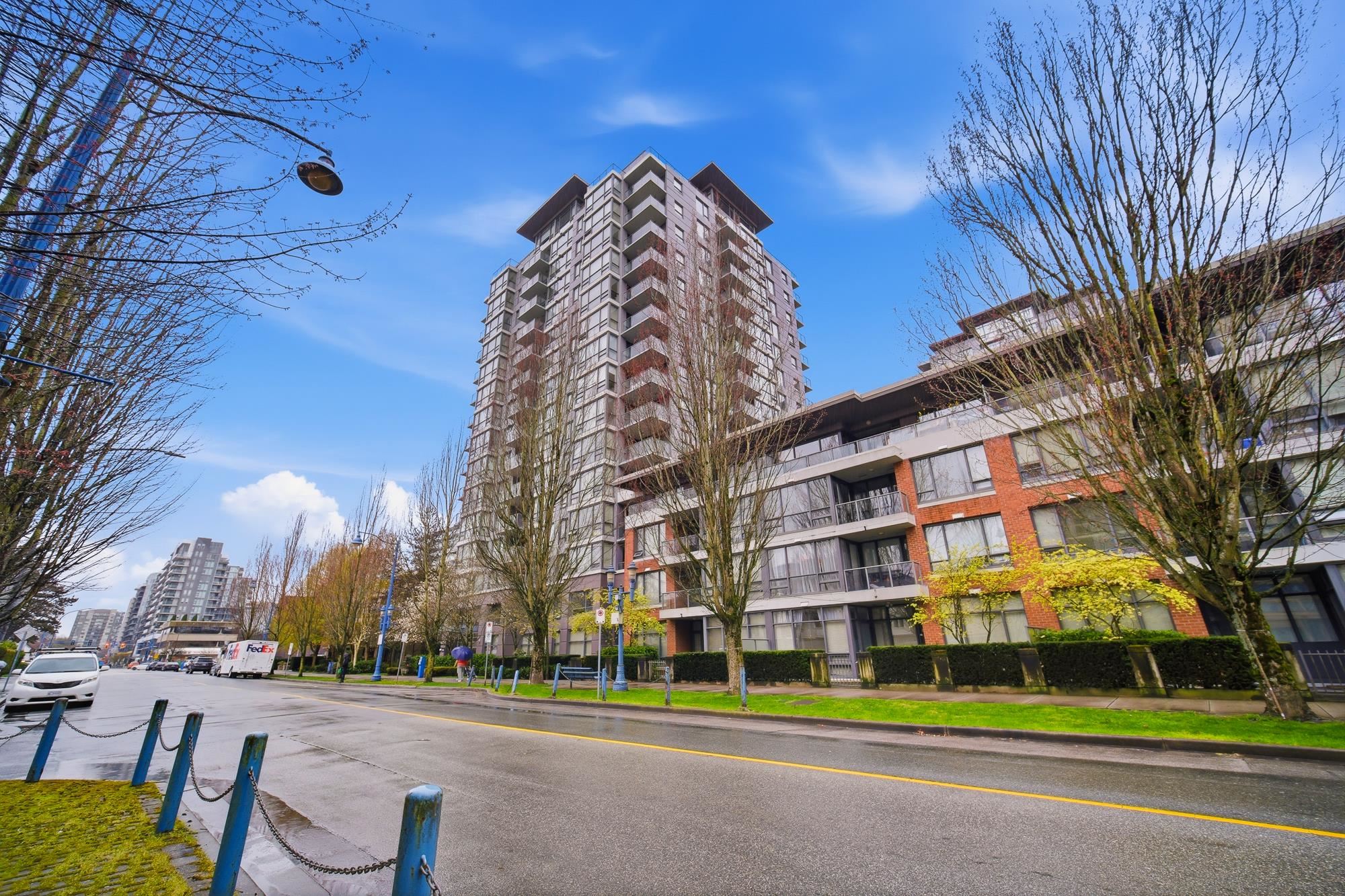 6331 Buswell Street 303