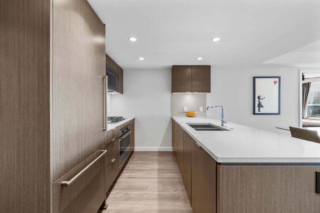 listing image 1106634032063013918
