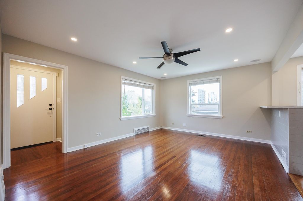 listing image 1101287180816624754