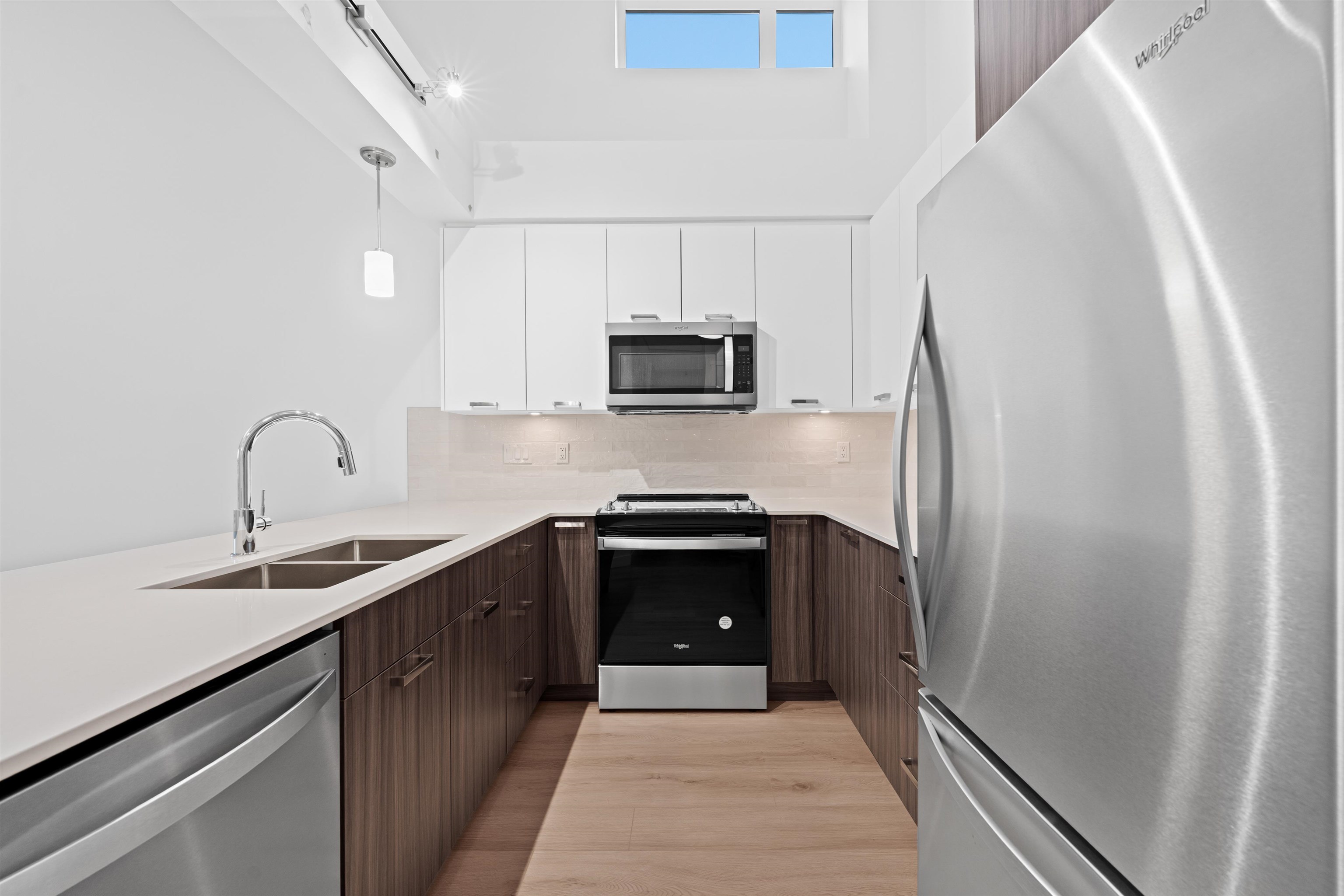 22562 121 Avenue 410