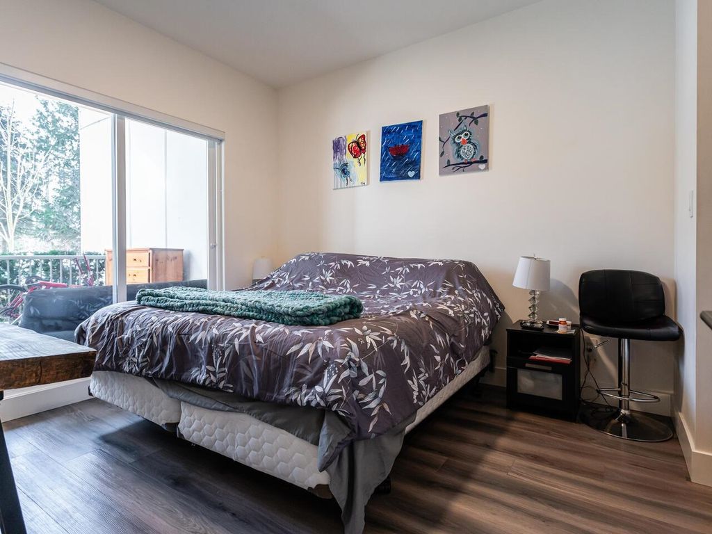 listing image 1105593031895443105