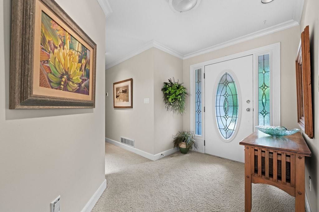 listing image 1108931473306899259