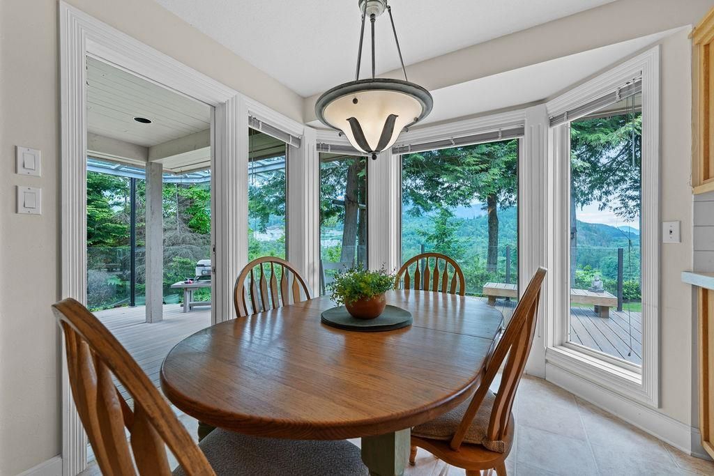 listing image 1108882684264778185