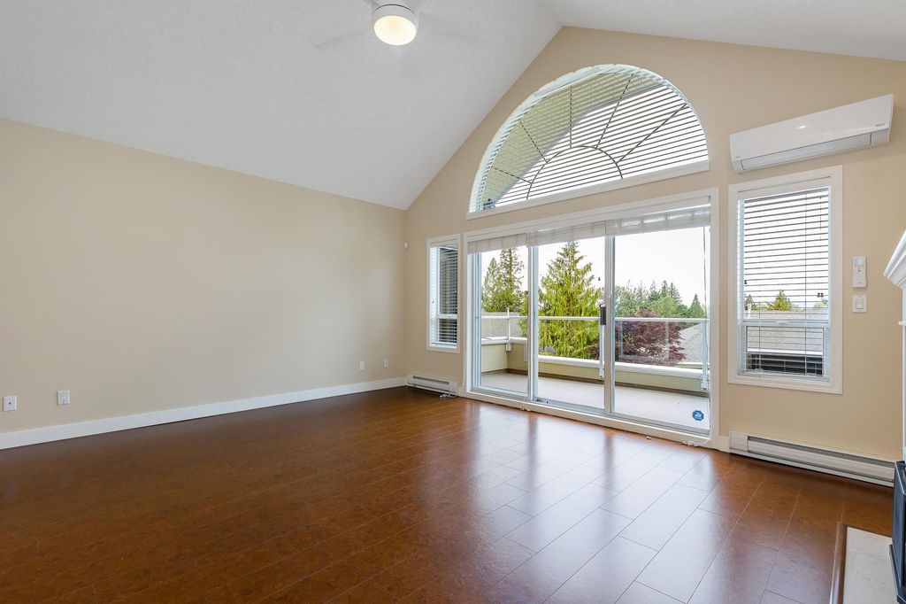 listing image 1109075212762415200