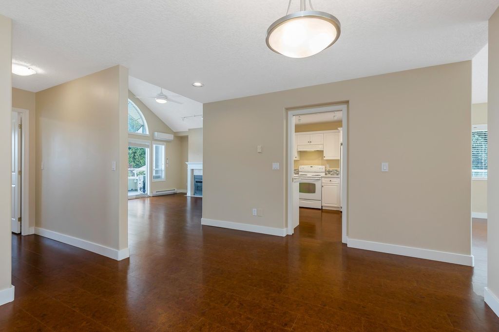 listing image 1105621151120900663