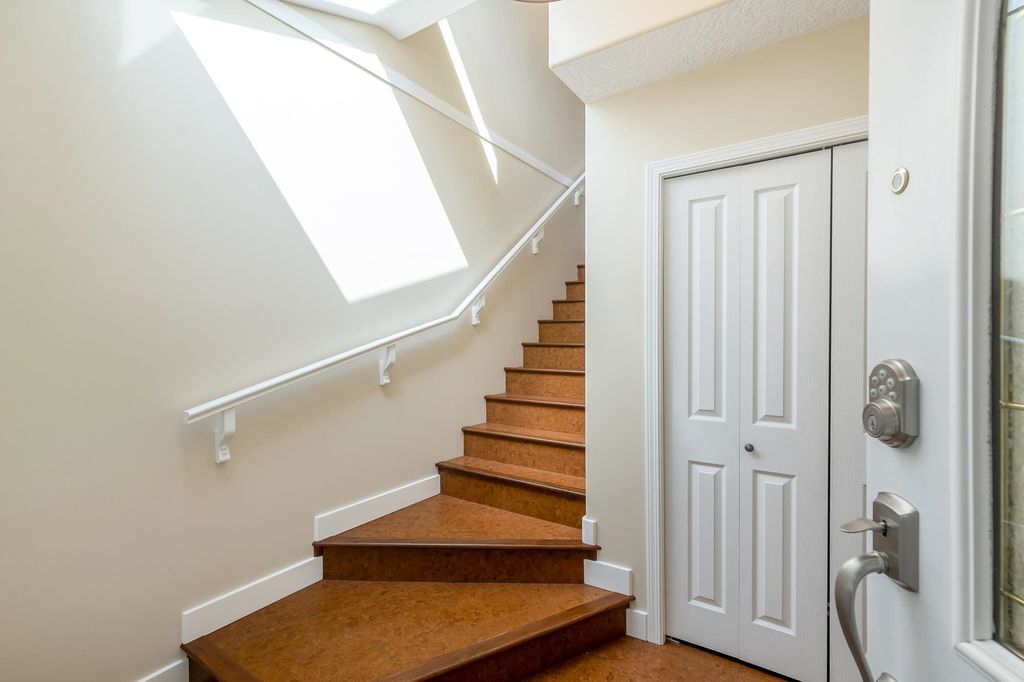 listing image 1104506299072574891