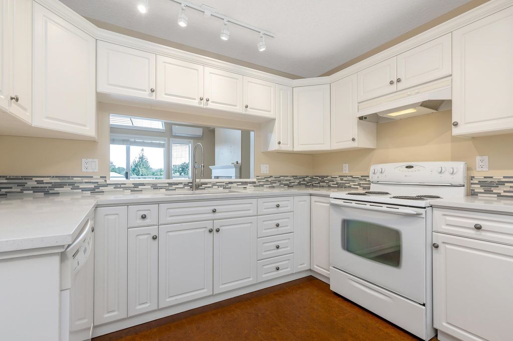 listing image 1105135003155010272