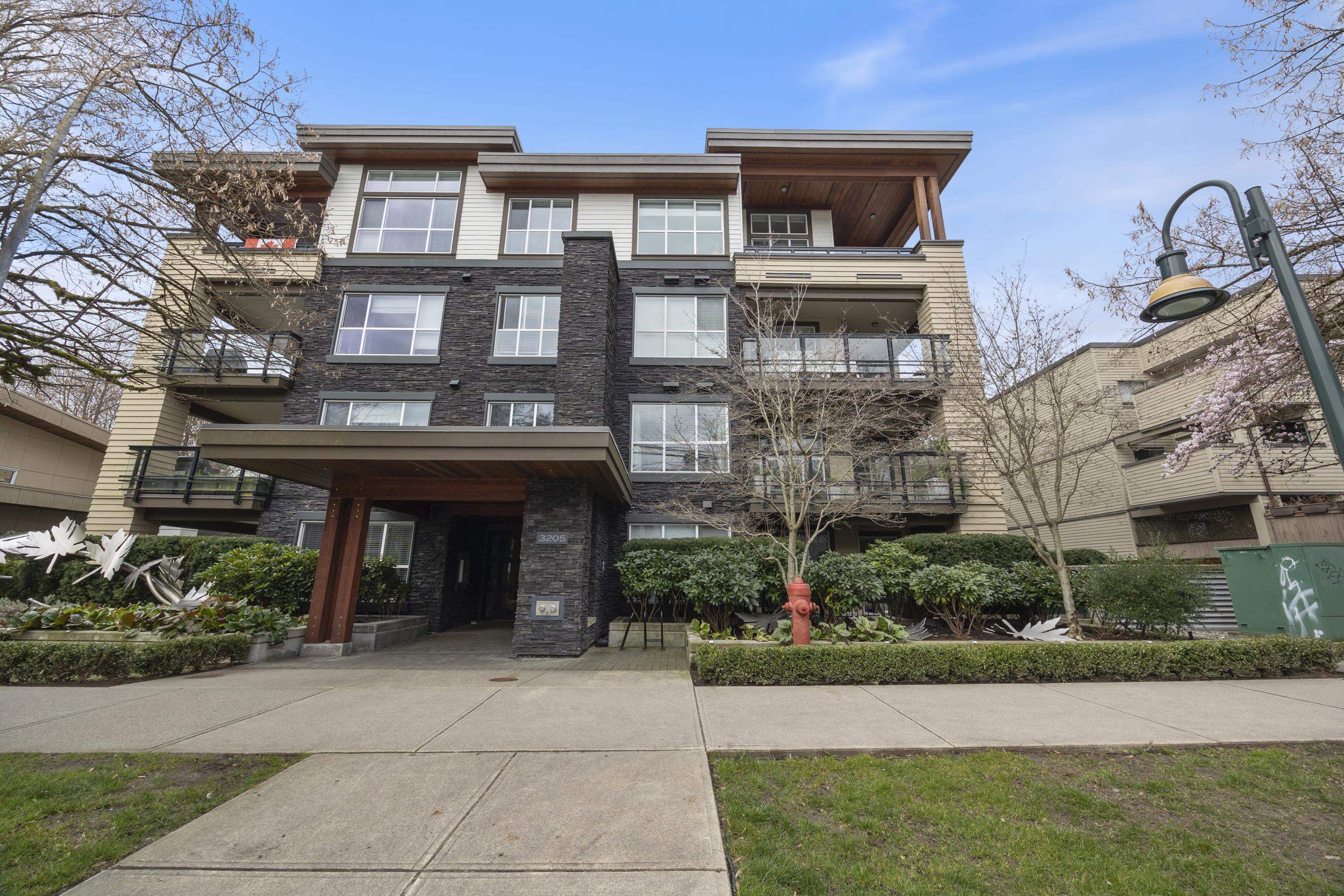 3205 Mountain Highway 316