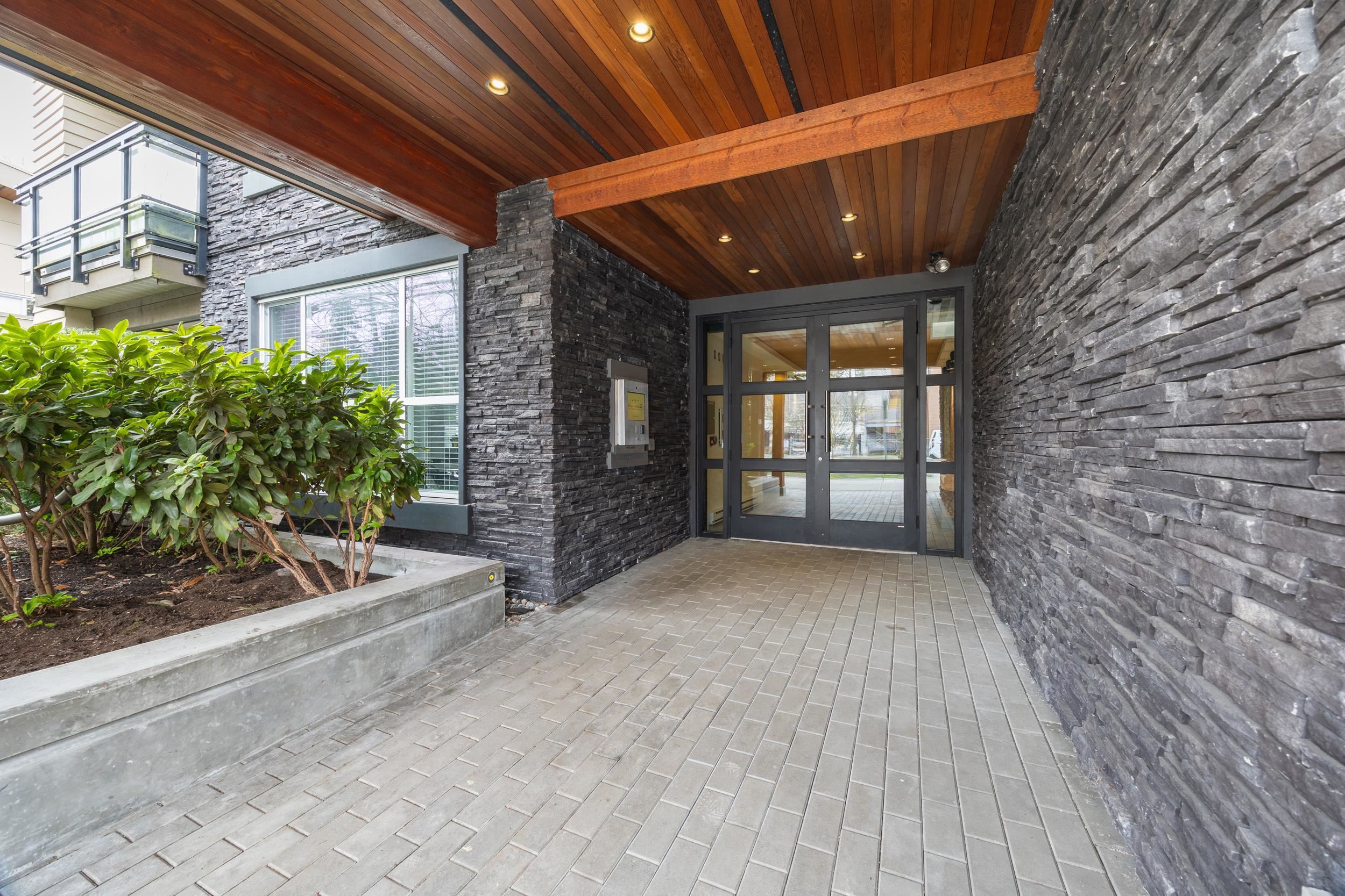 3205 Mountain Highway 316