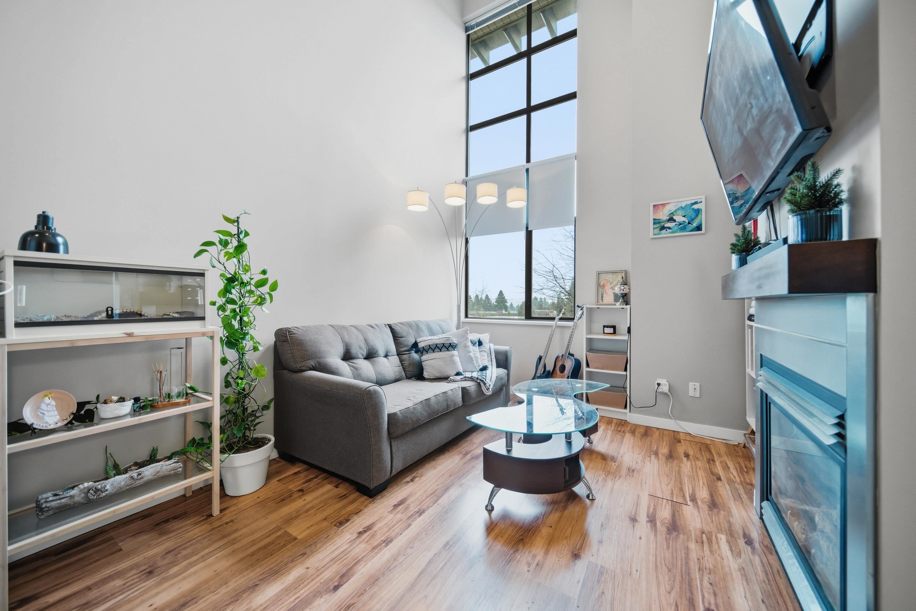 10866 City Parkway 416