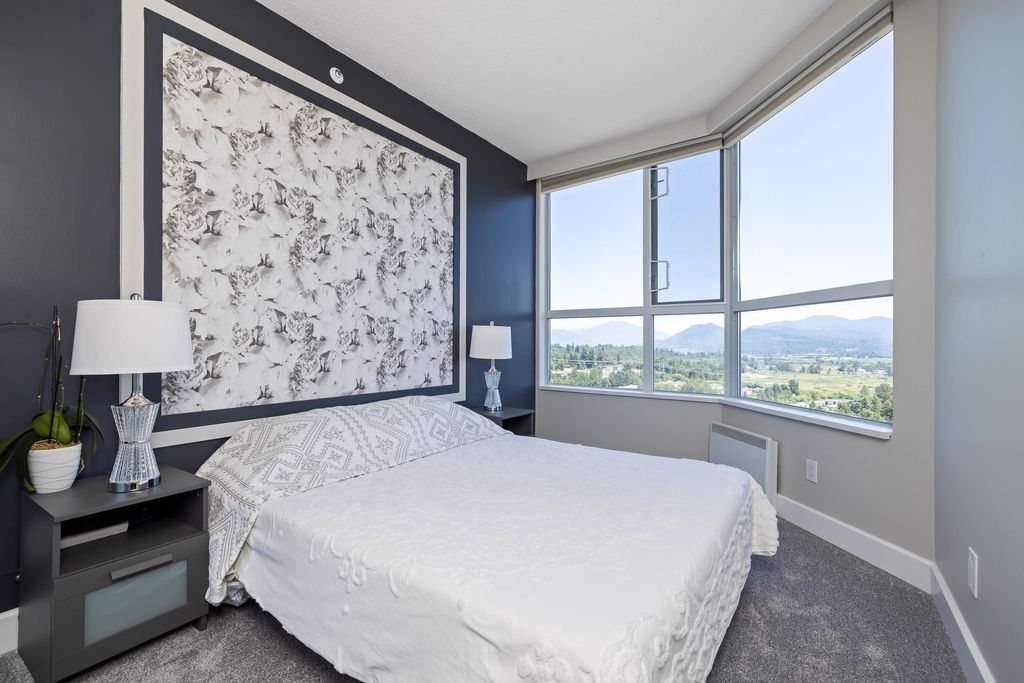 listing image 1106249547153173659