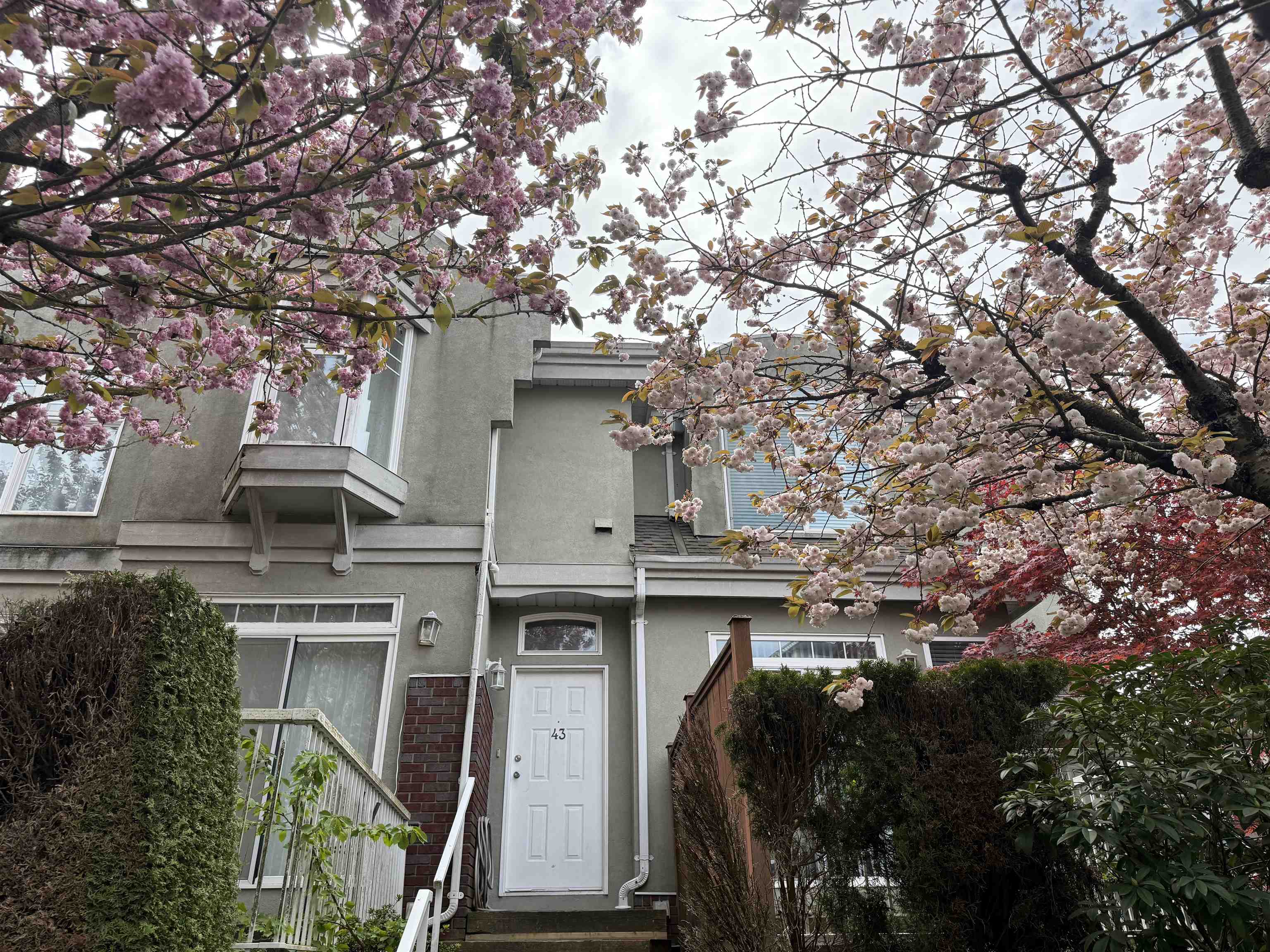 5840 Dover Crescent 43