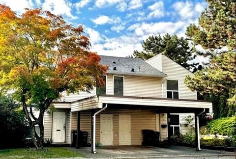 32550 Maclure Road 302 Abbotsford BC V2T 4N3