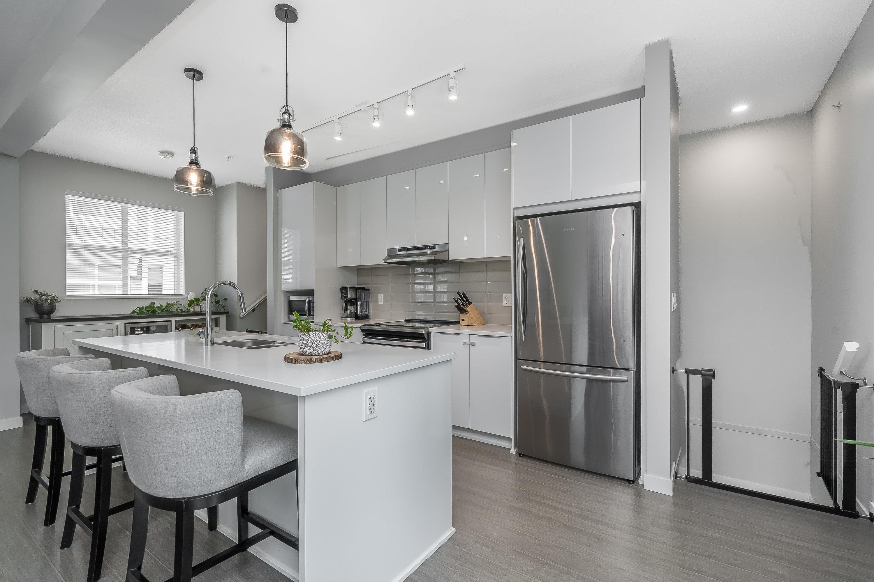 11295 Pazarena Place 602