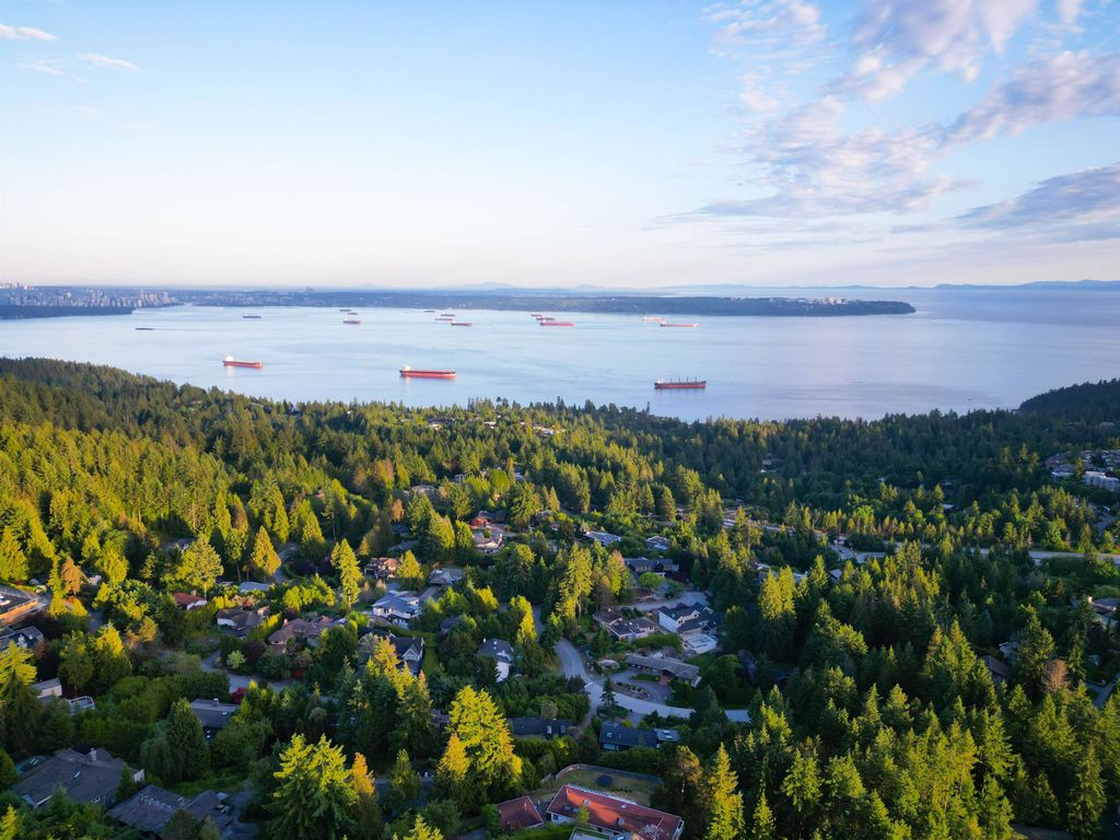 listing image 1107129440306300623