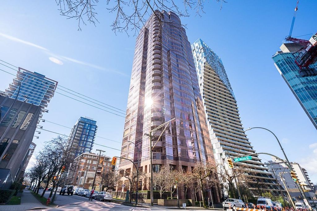 listing image 1102232002992638572