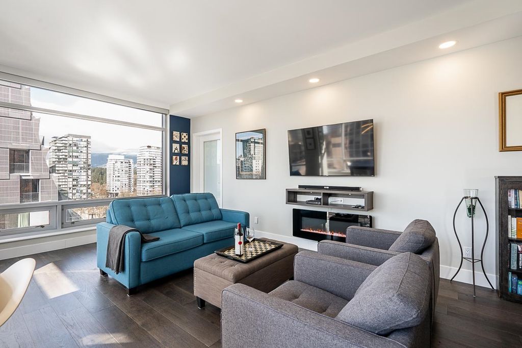 listing image 1109655954884732067