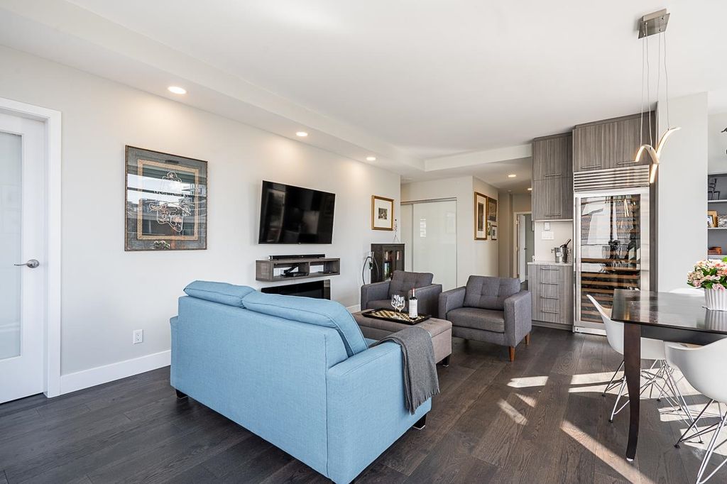 listing image 1104286645839616559