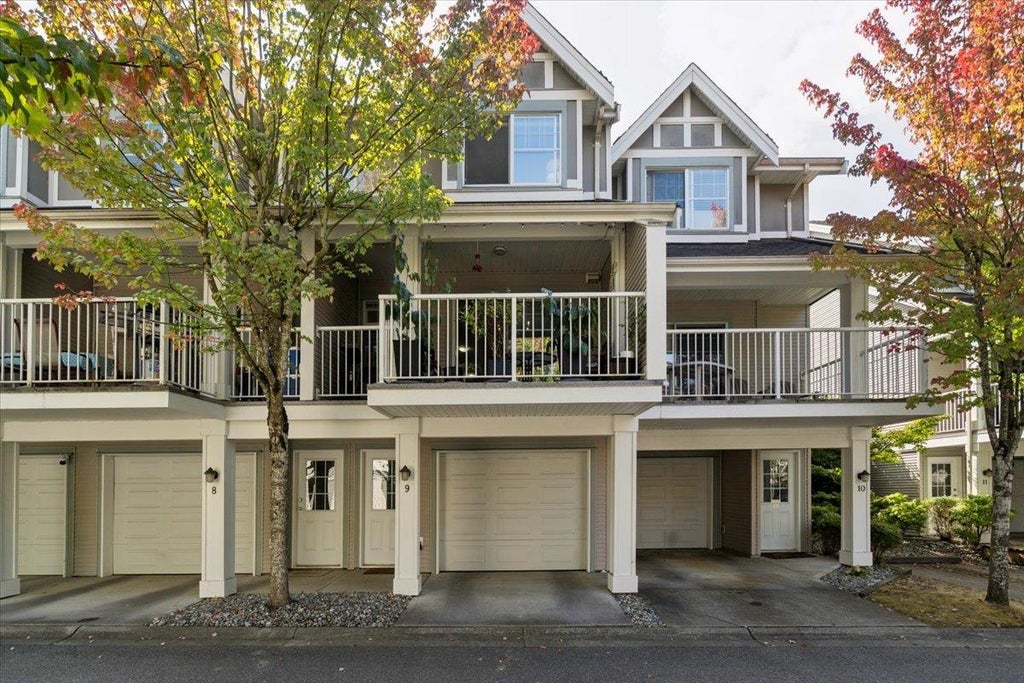 Photo of 6555 192a Street #9, Surrey, BC V4N 0A2 (MLS # R3164867)