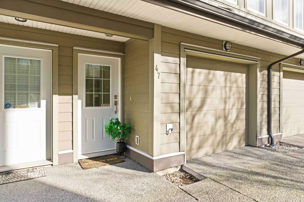 Photo of 22865 Telosky Avenue #47, Maple Ridge, BC V2X 8Z9 (MLS # R3150795)