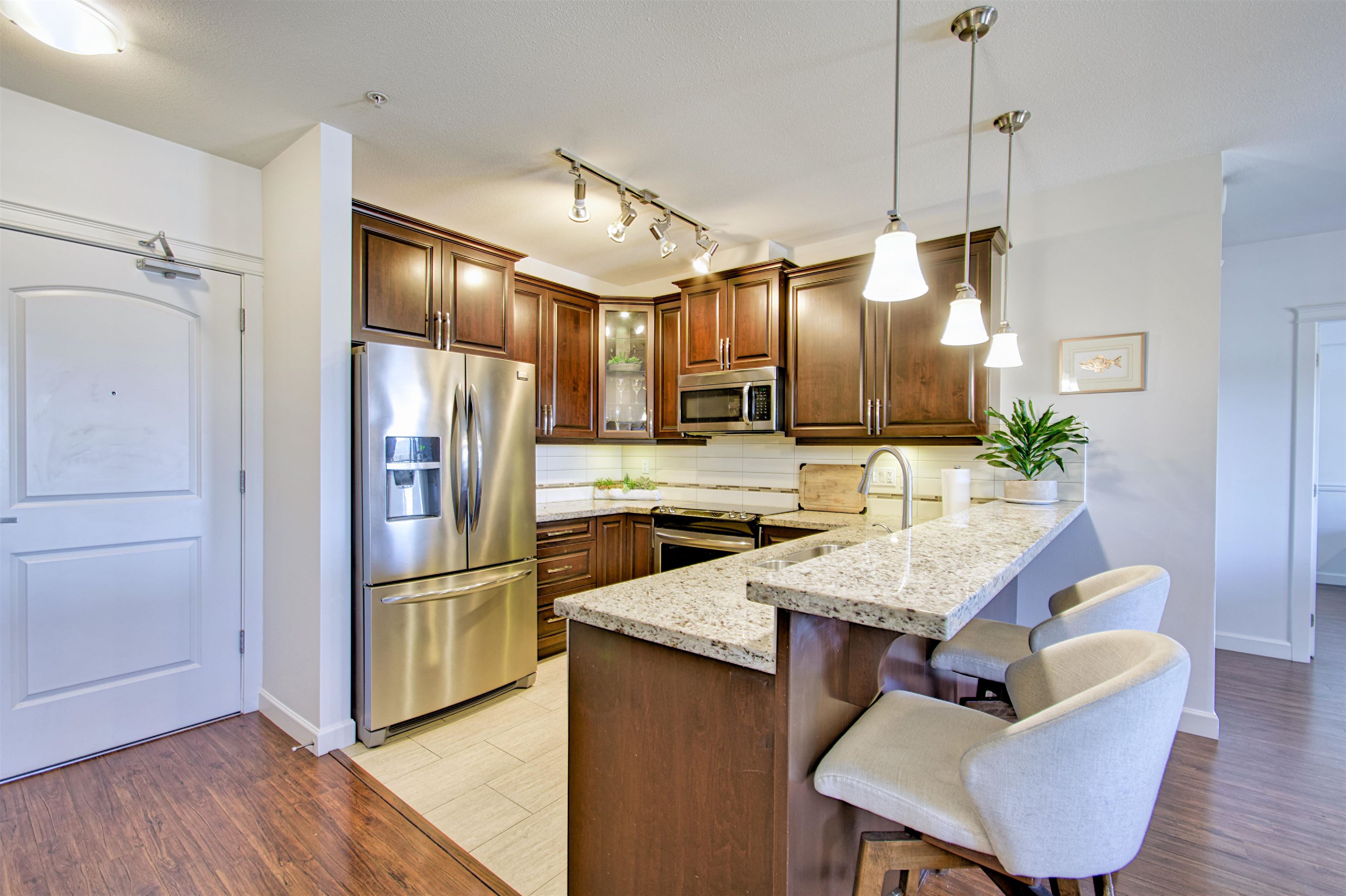 12655 190a Street 211