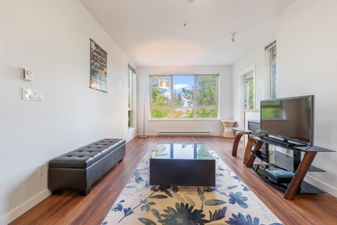 15918 26 Avenue 311 Surrey BC V3Z 5K3