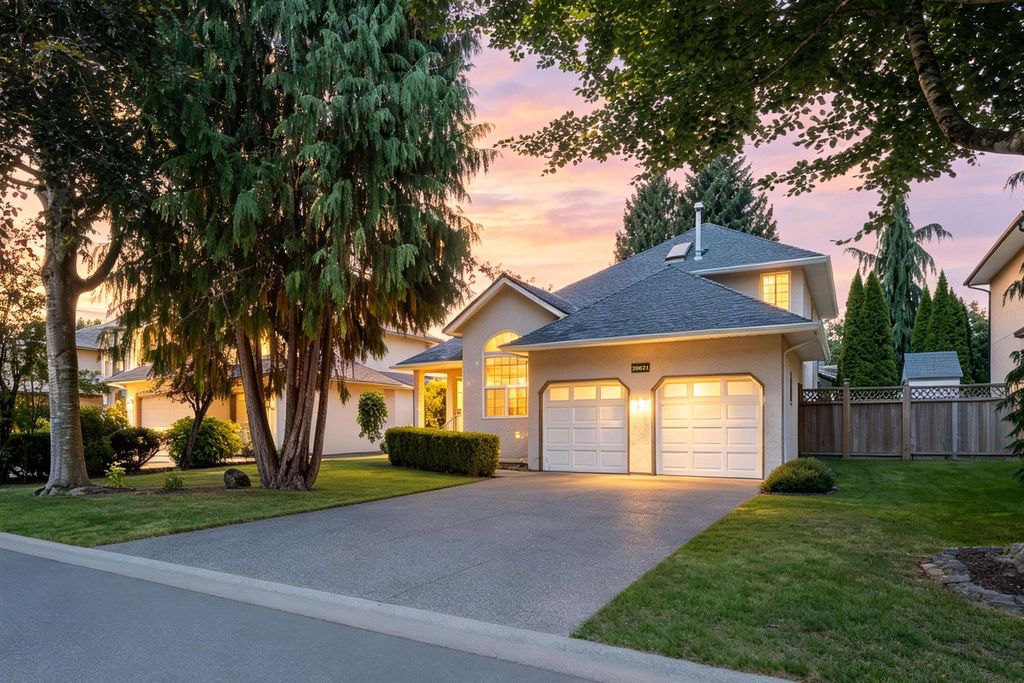 Photo of 20621 91 Avenue, Langley, BC V1M 2X1 (MLS # R3149400)