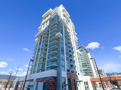 1675 Lions Gate Lane 807 North Vancouver BC V7P 0E3