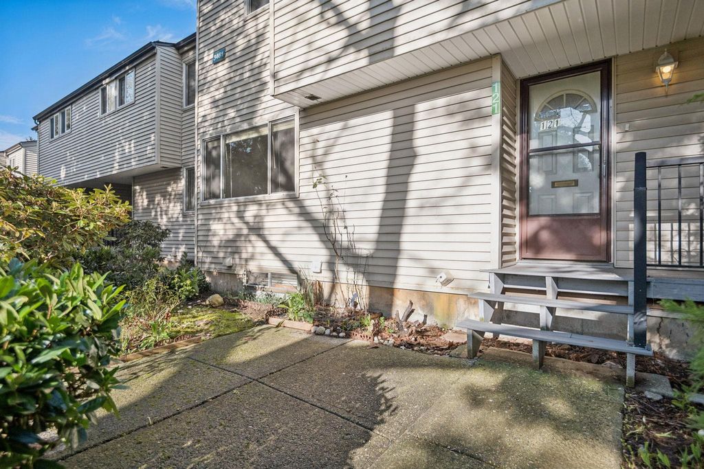 listing image 1104218339921411587