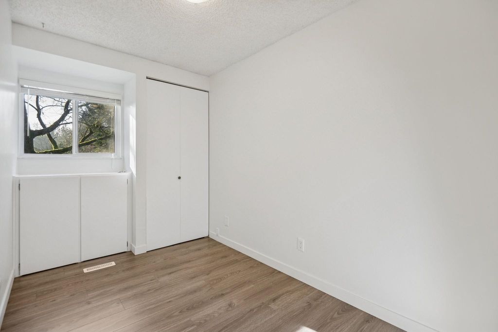 listing image 1108725280612695795