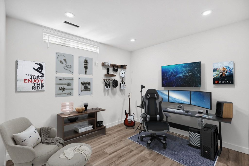 listing image 1107359439420011927