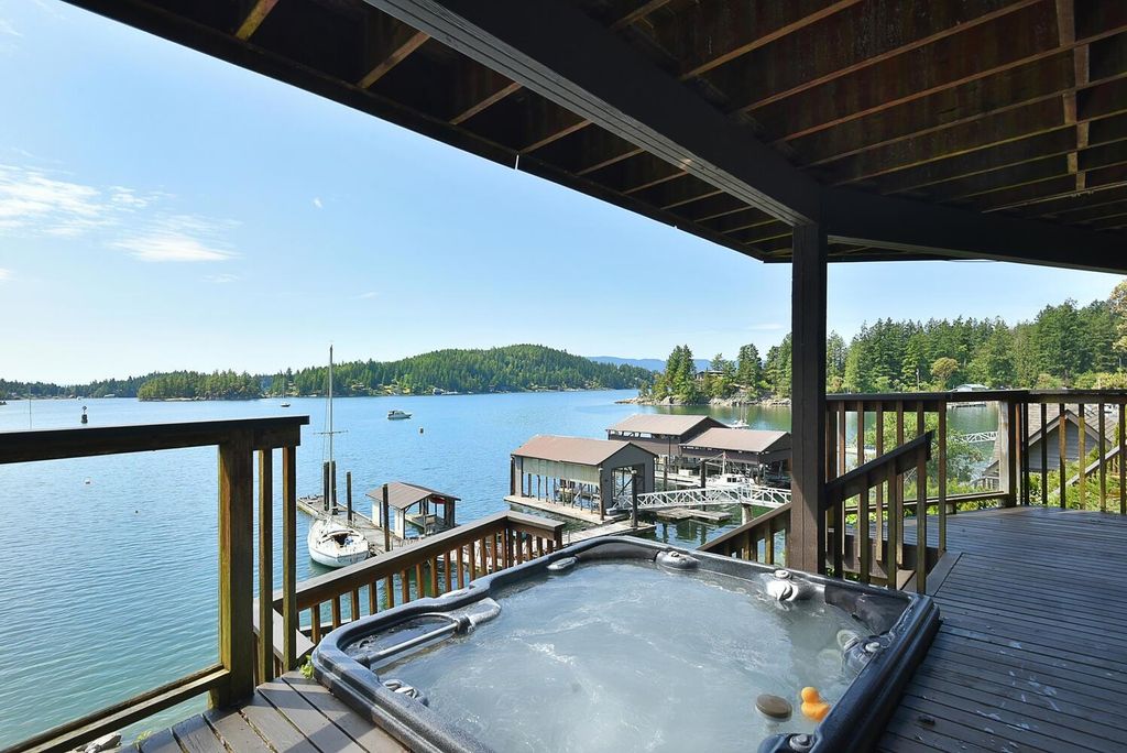 listing image 1103793913811882613