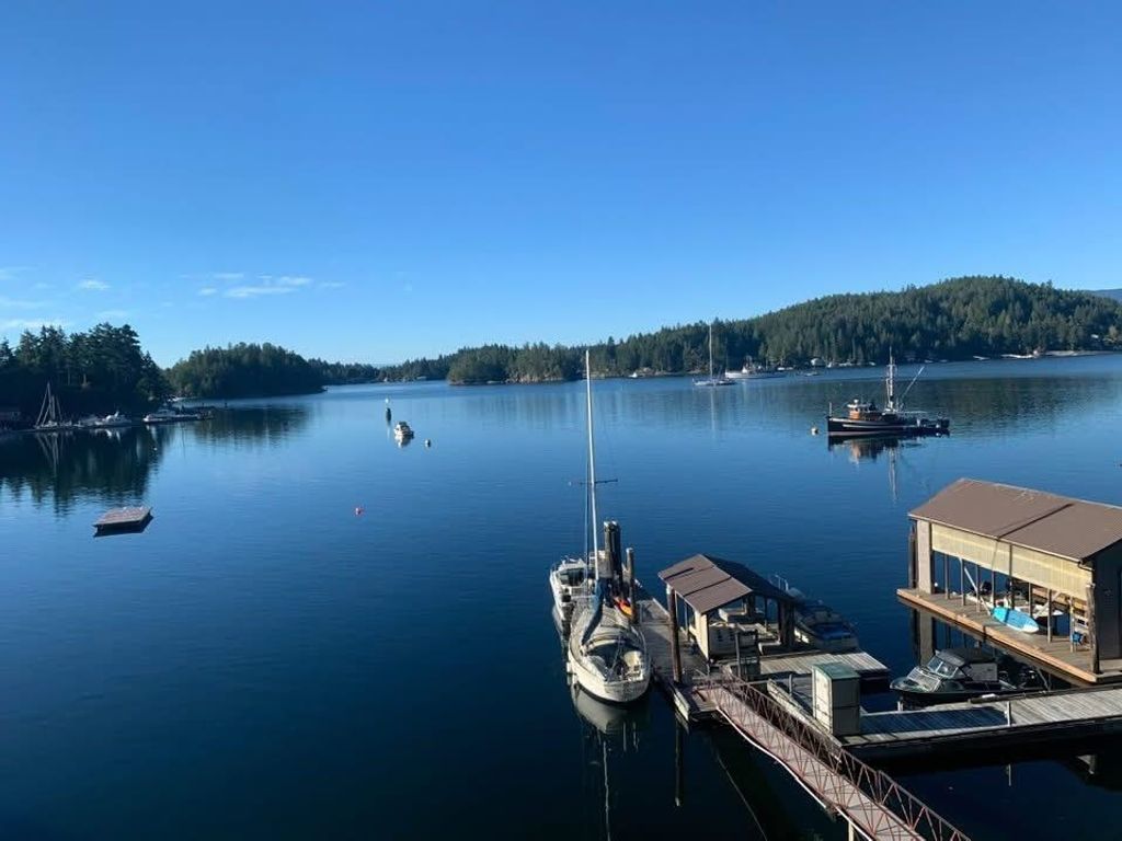 listing image 1103501750331838130