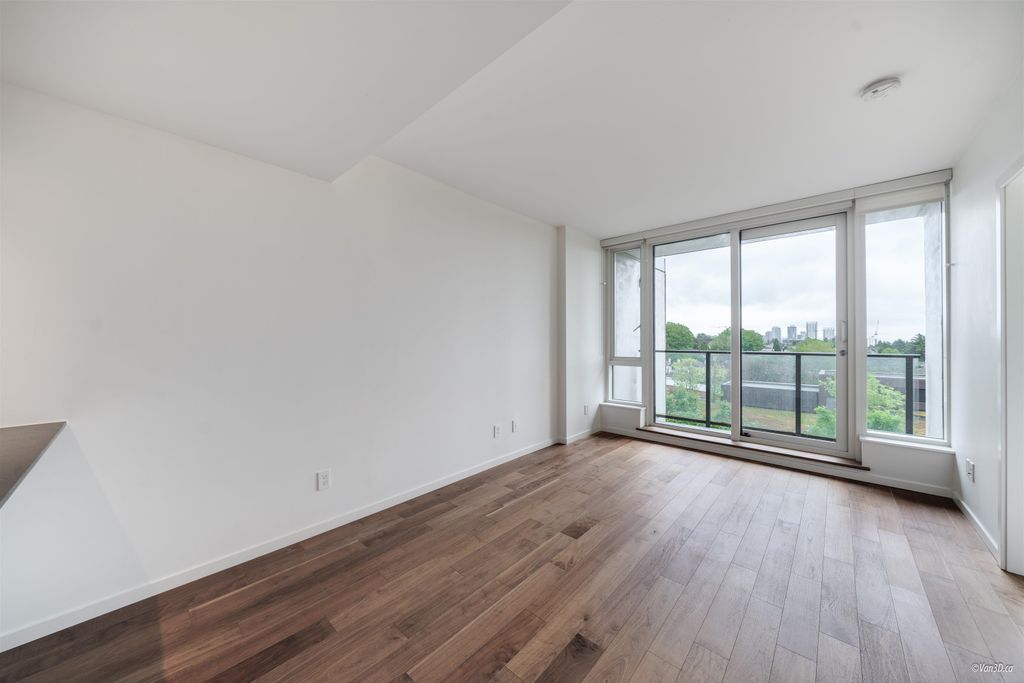 listing image 1106949107345866512